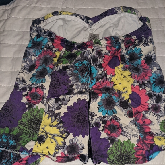 Shirt - Picture 5 of 5